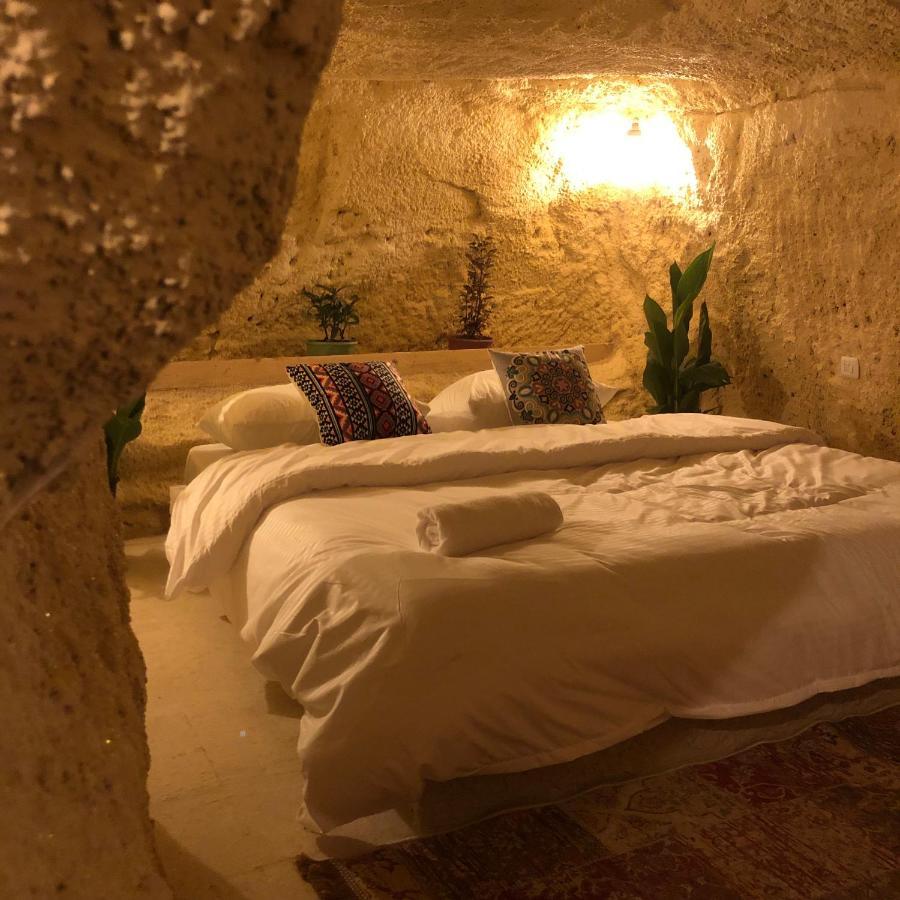 7 Caves Hotel Al Jāyah Eksteriør billede